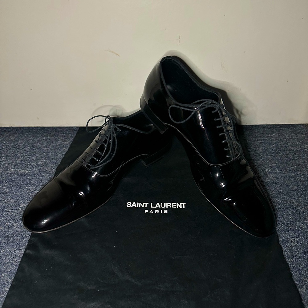 Saint Laurent patent leather shoe